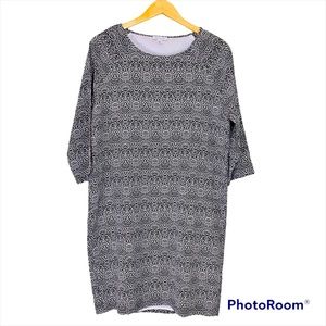 GARNET‎ HILL Silk Print Shift Dress Size 8 Long Sleeve Black White Relaxed Loose